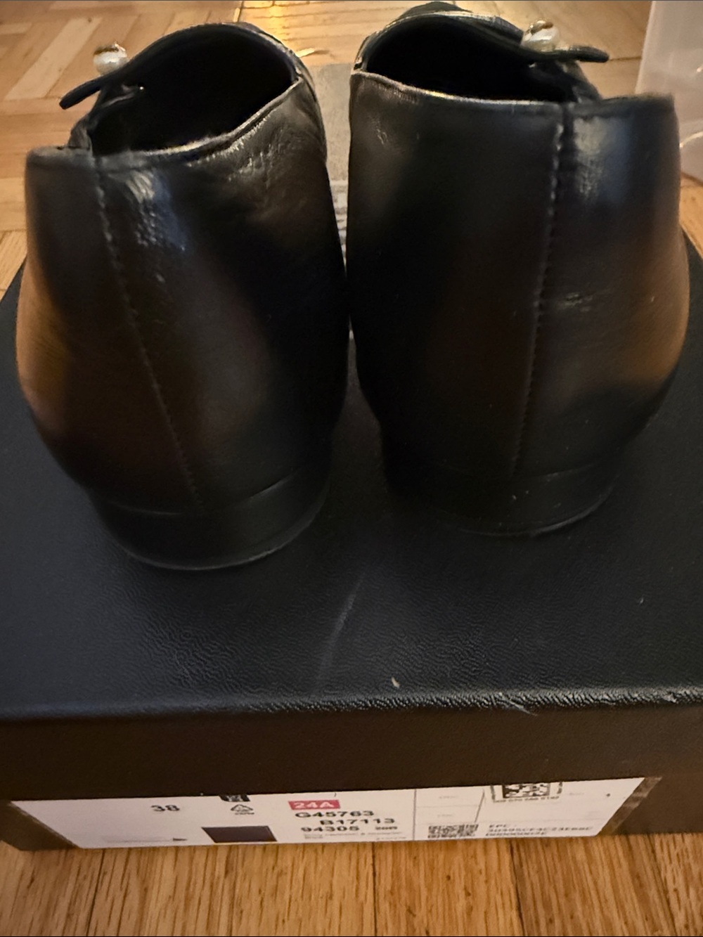 CHANEL Black Leather Ballet Flats - Picture 9 of 15